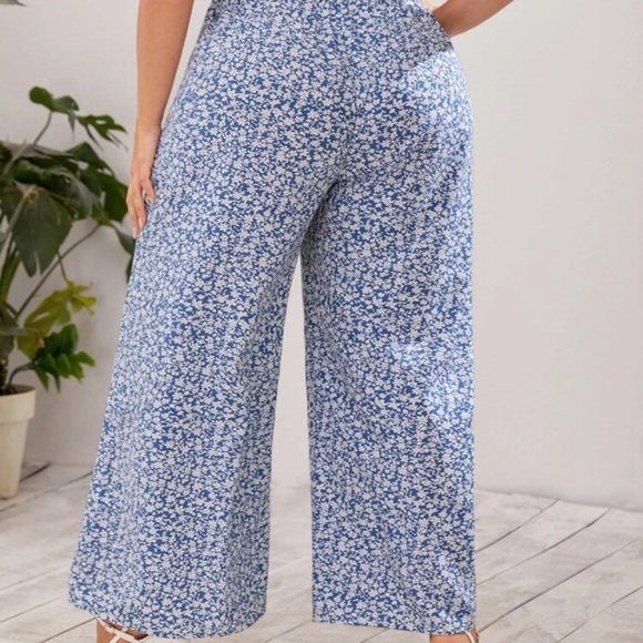 Loose pants - Picture 2 of 5